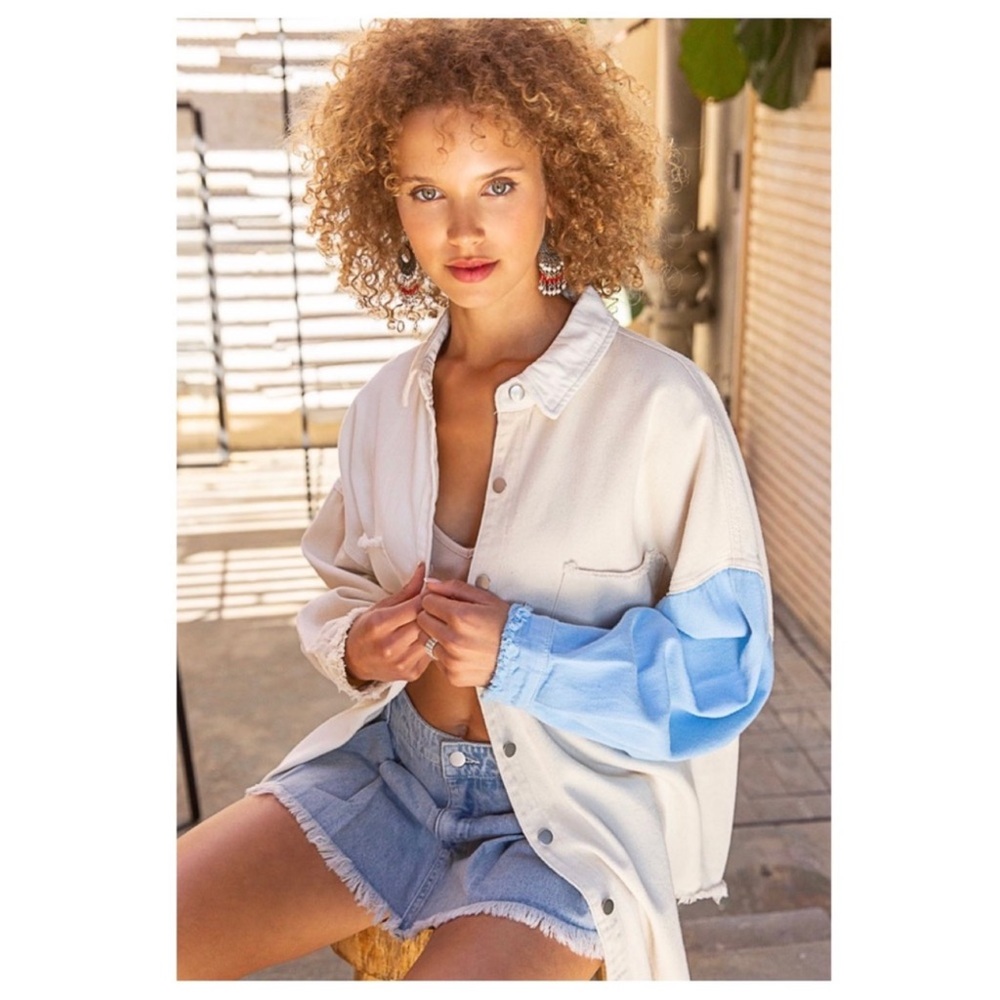 🌷NEW POL Half And Half Design Shacket With Balloon Style Sleeves🌷 - Picture 3 of 10